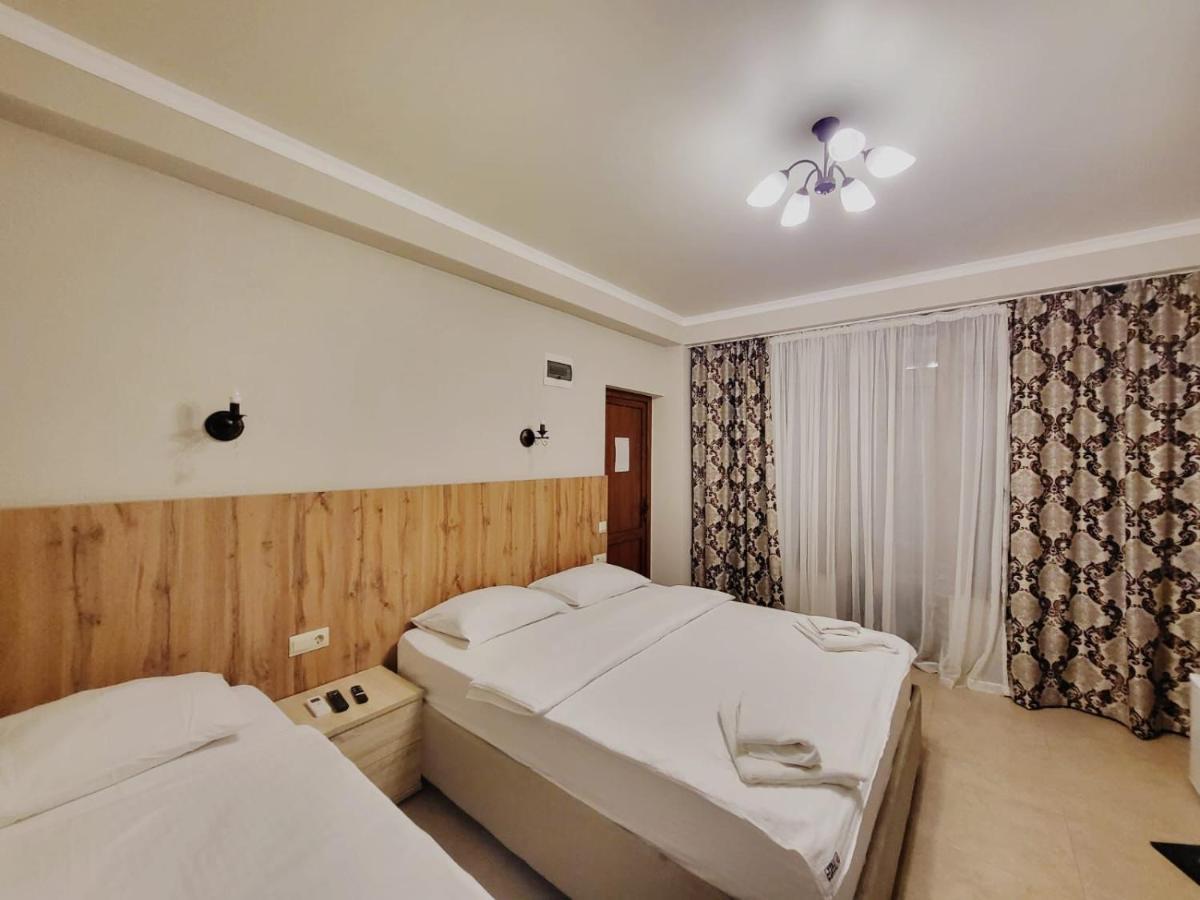 Hotel Leon New Athos Zewnętrze zdjęcie