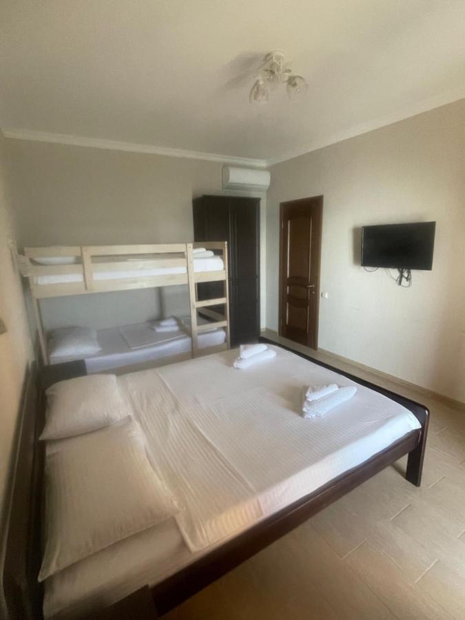 Hotel Leon New Athos Zewnętrze zdjęcie